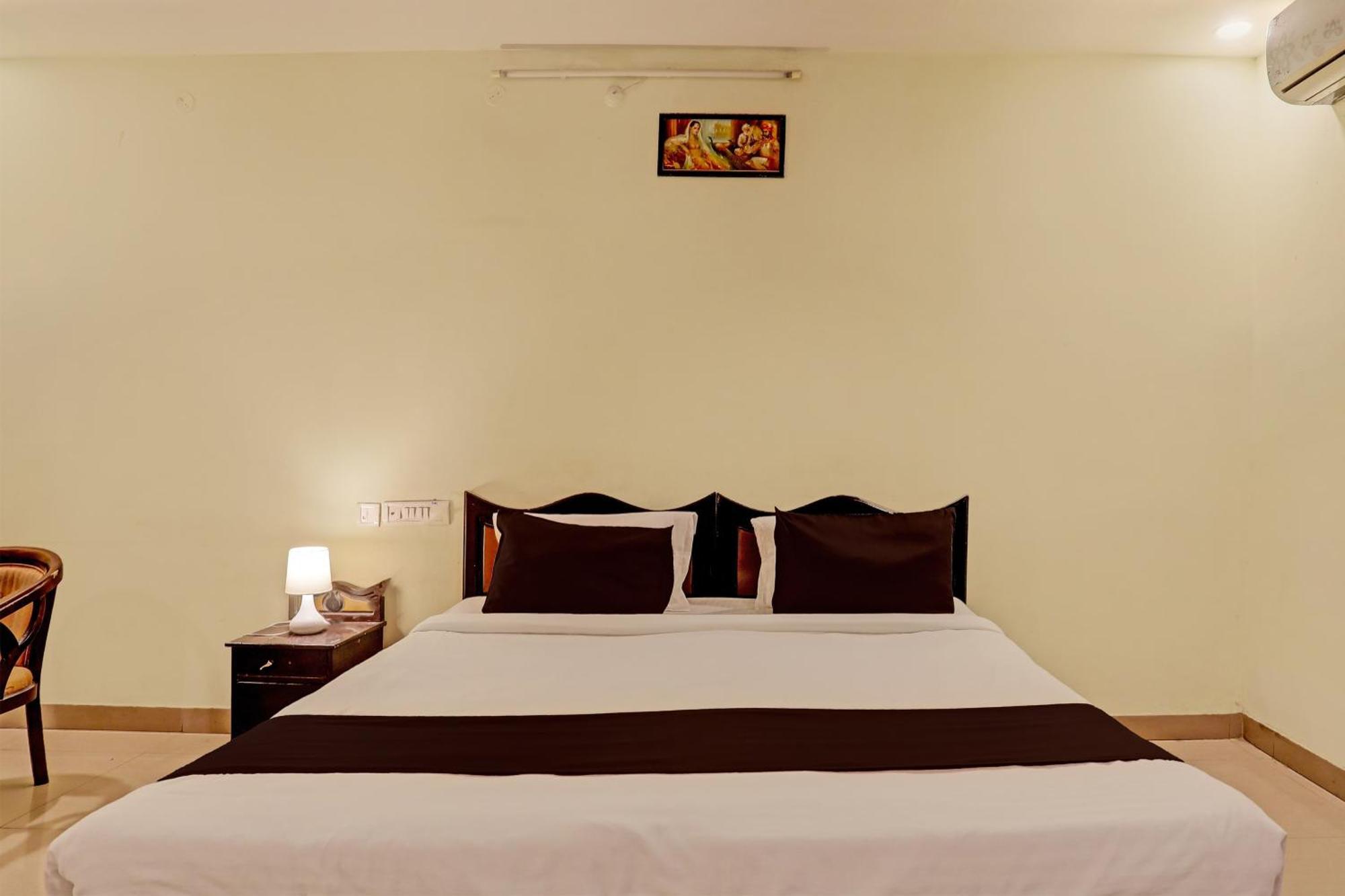 โอโย 6664 ฤเตศ แกรนด์ Hotel ไฮเดอราบัด ภายนอก รูปภาพ